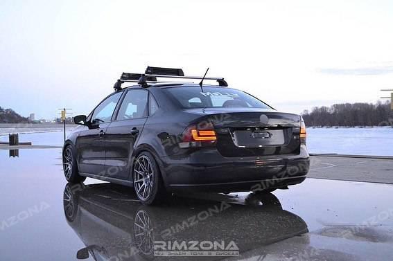 Volkswagen Polo на литых дисках XXR 527 R18 - Фото № 1