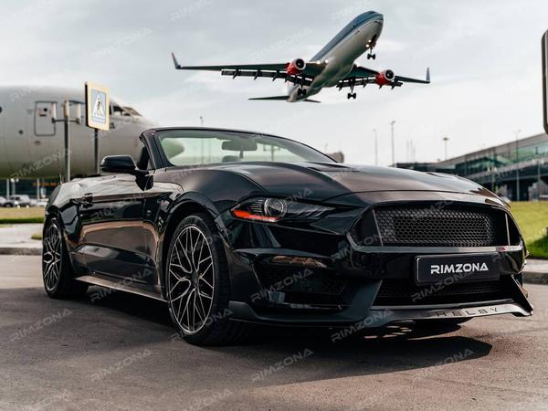 Ford Mustang на литых дисках Sakura Wheels YA9346 R20 - Фото № 1