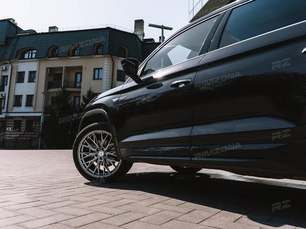 SKODA KODIAQ НА ЛИТЫХ ДИСКАХ В СТИЛЕ VORSTEINER LK013 R20 - Фото № 4