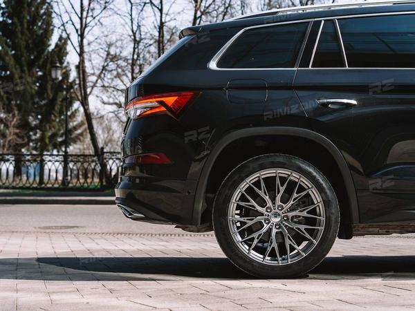 SKODA KODIAQ НА ЛИТЫХ ДИСКАХ В СТИЛЕ VORSTEINER LK013 R20 - Фото № 8