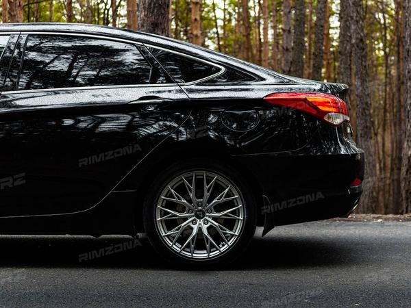 HYUNDAI I40 НА ЛИТЫХ ДИСКАХ В СТИЛЕ VORSTEINER LK013 R18 - Фото № 6