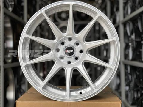 Литой диск XXR 527 R17 8J 4x100/4x114.3 ET35 dia 73.1