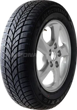 Шина MAXXIS WP-05 ARCTIC TREKKER 205/40 R17 84V