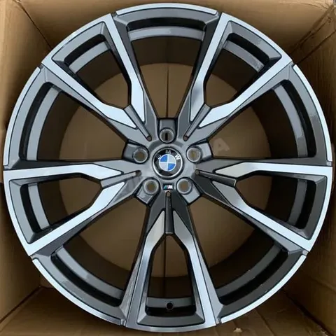 Литой диск В стиле BMW 755m Style R21 10J 5x112 ET35 dia 66.6