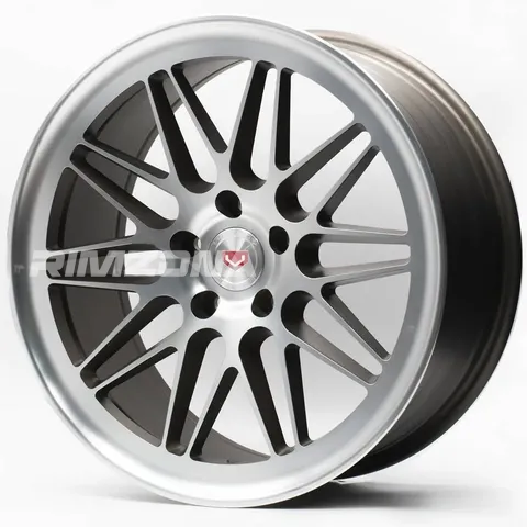 Литой диск В СТИЛЕ VOSSEN LC107 R18 8J 5x112/5x114.3 ET38 dia 73.1