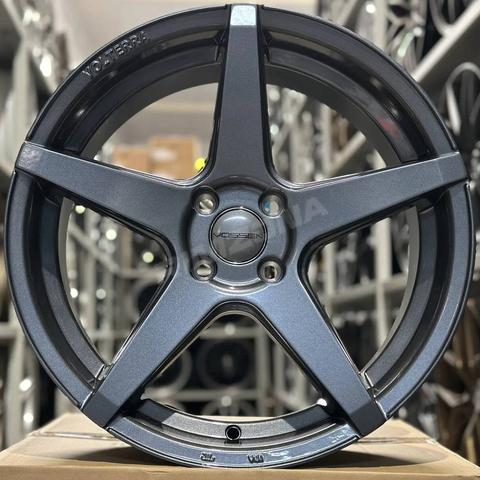 Литой диск В СТИЛЕ VOSSEN CV3 Volterra R17 7.5J 4x100 ET38 dia 73.1