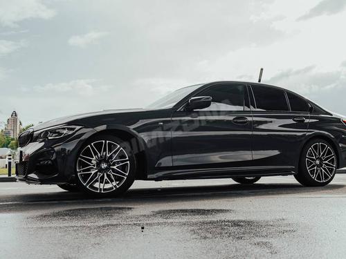 Литой диск В стиле BMW 818M Style R19 8.5J 5x112 ET26 dia 66.5 - Фото вживую на авто №4