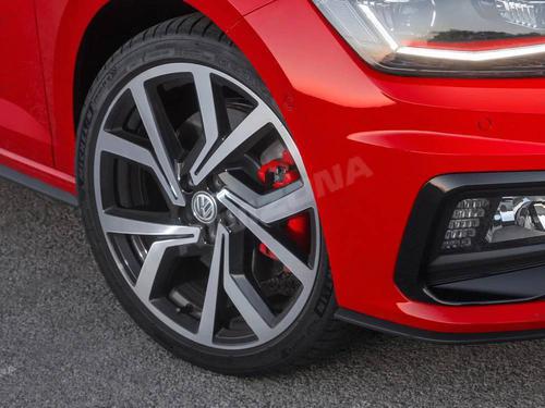 Литой диск В стиле Volkswagen Golf GTI R17 7.5J 5x112 ET38 dia 66.6 - Фото вживую на авто №2