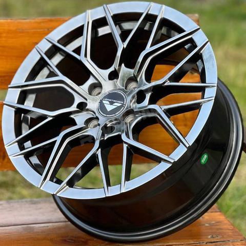 Литой диск VORSTEINER 613 R15 7J 4x100/4x114.3 ET35 dia 73.1