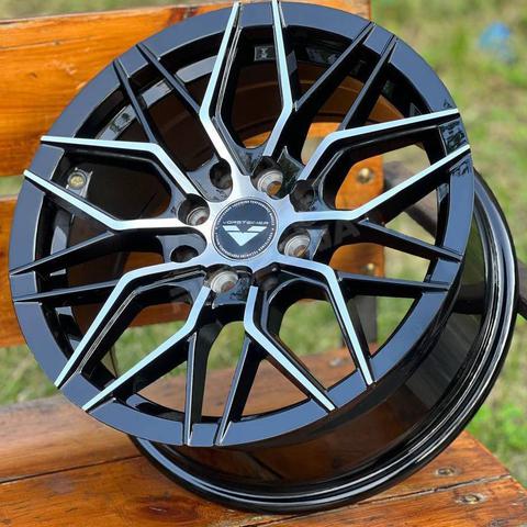 Литой диск VORSTEINER 613 R15 7J 4x100/4x114.3 ET35 dia 73.1