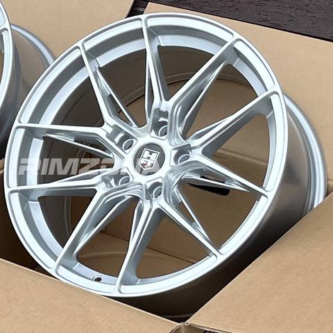 Литой диск В СТИЛЕ VOSSEN EVO-2R R18 8J 5x114.3 ET30 dia 73.1