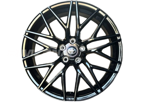 Литой диск VORSTEINER VFF-107 R18 8J 5x114.3 ET35 dia 73.1