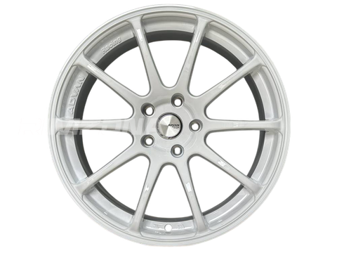 Литой диск ADVAN Racing RS R18 9J 5x114.3 ET25 dia 73.1