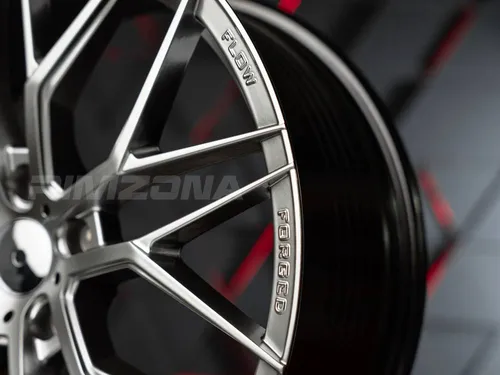 Литой диск VORSTEINER VFF-107 R19 8.5J 5x108 ET35 dia 73.1 - Фото вживую №5