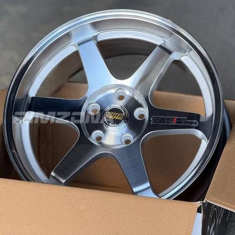 Литой диск RAYS TE37B R18 8J 5x114.3 ET40 dia 73.1