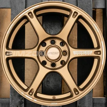 Литой диск RAYS TE037 DURA R16 7J 4x100/4x114.3 ET38 dia 73.1
