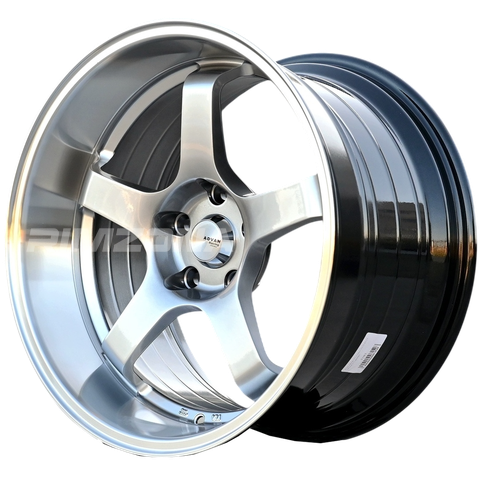 Литой диск ADVAN GT R17 9.5J 5x114.3 ET15 dia 73.1